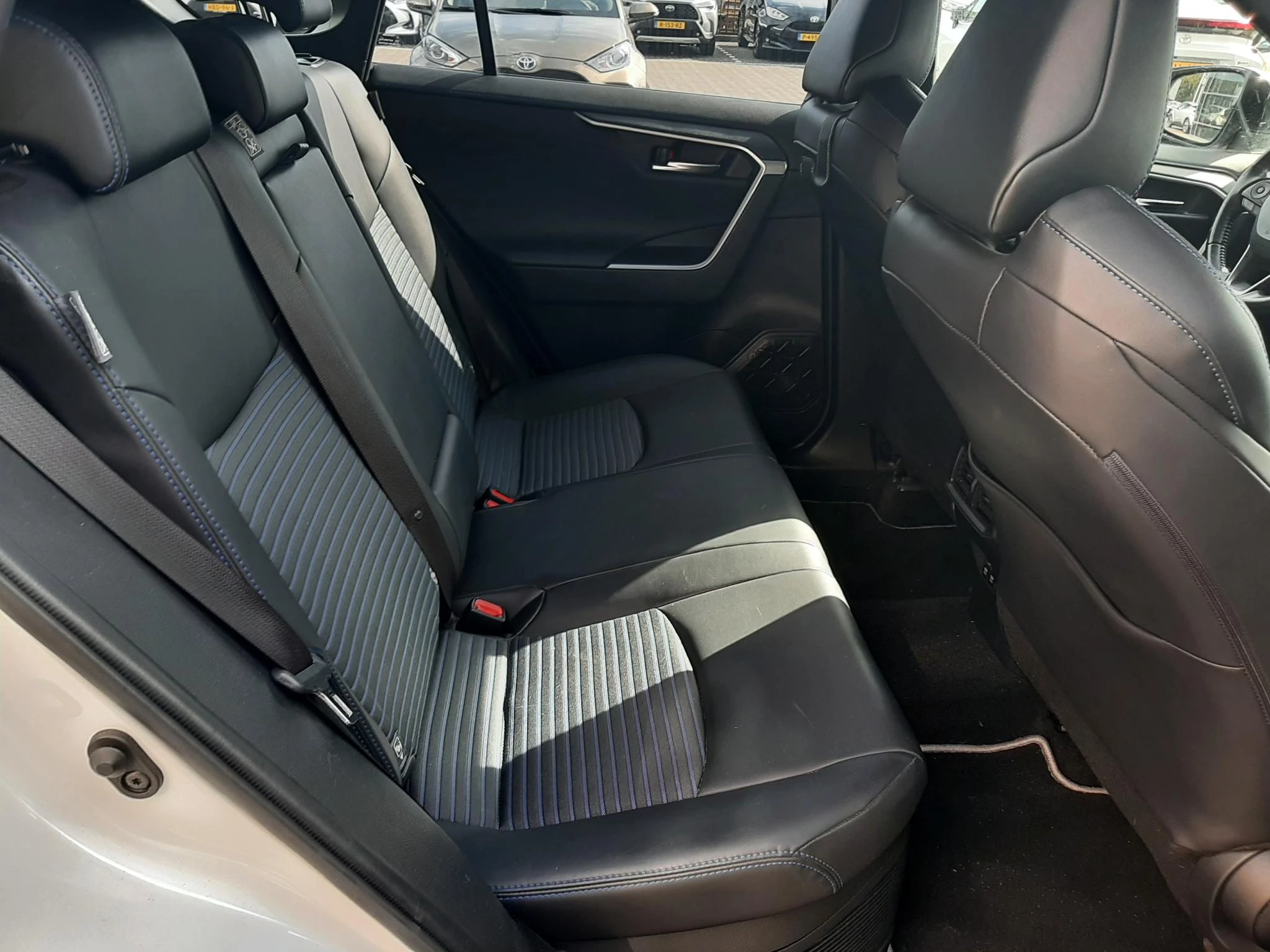Hoofdafbeelding Toyota RAV4