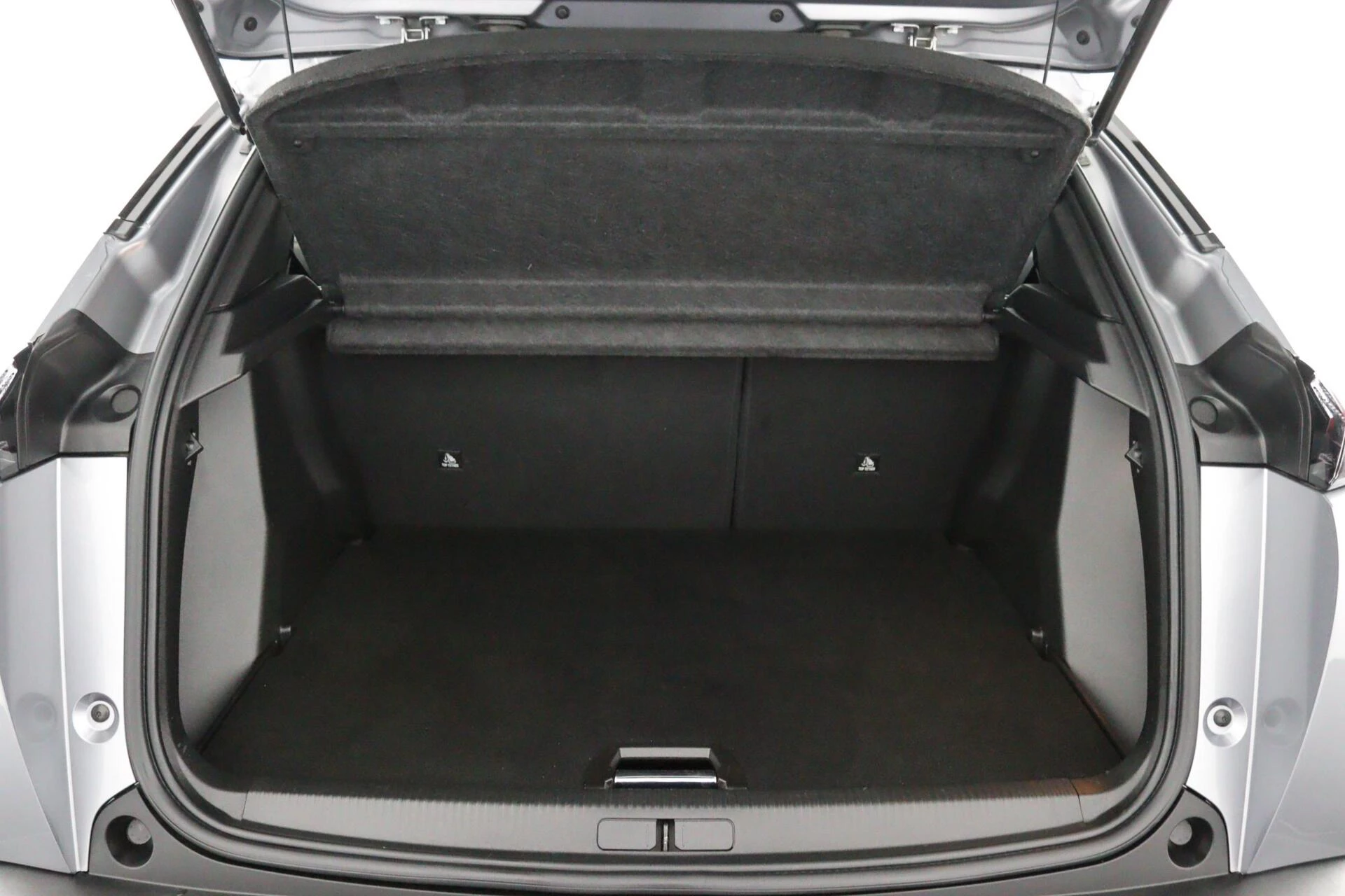 Hoofdafbeelding Peugeot e-2008