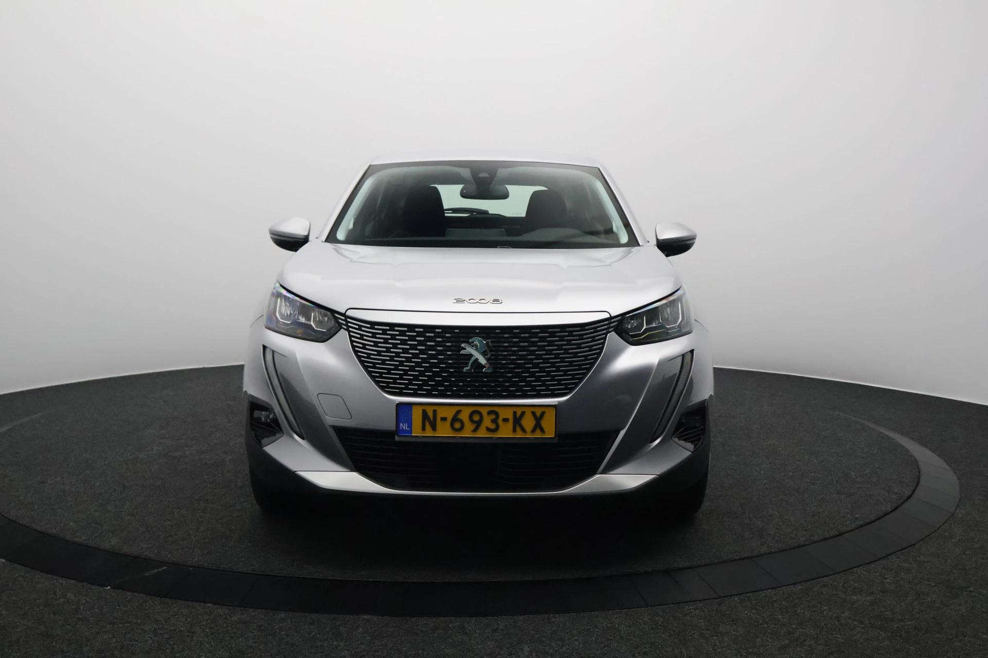 Hoofdafbeelding Peugeot e-2008