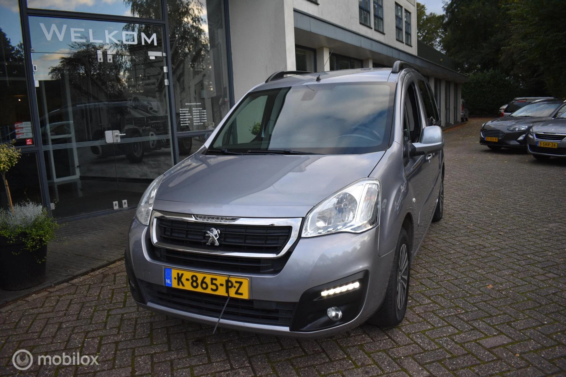 Hoofdafbeelding Peugeot Partner