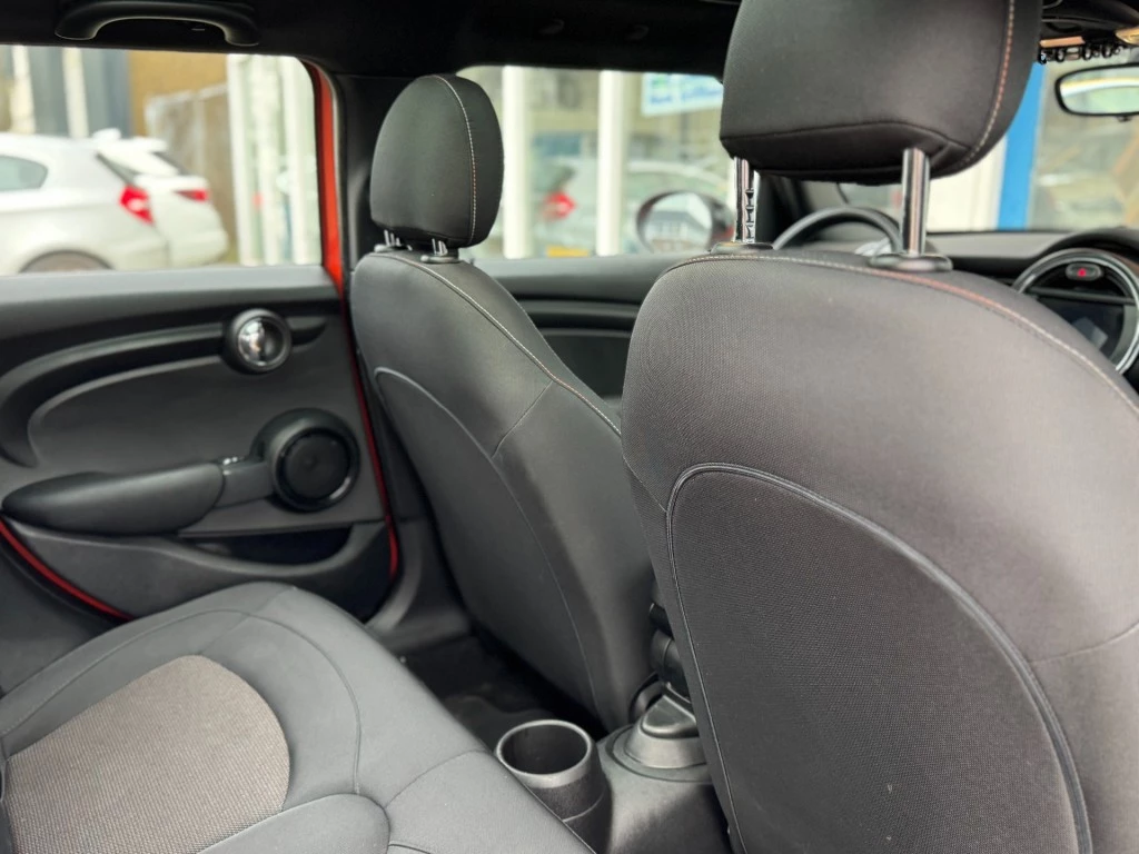 Hoofdafbeelding MINI 5-deurs