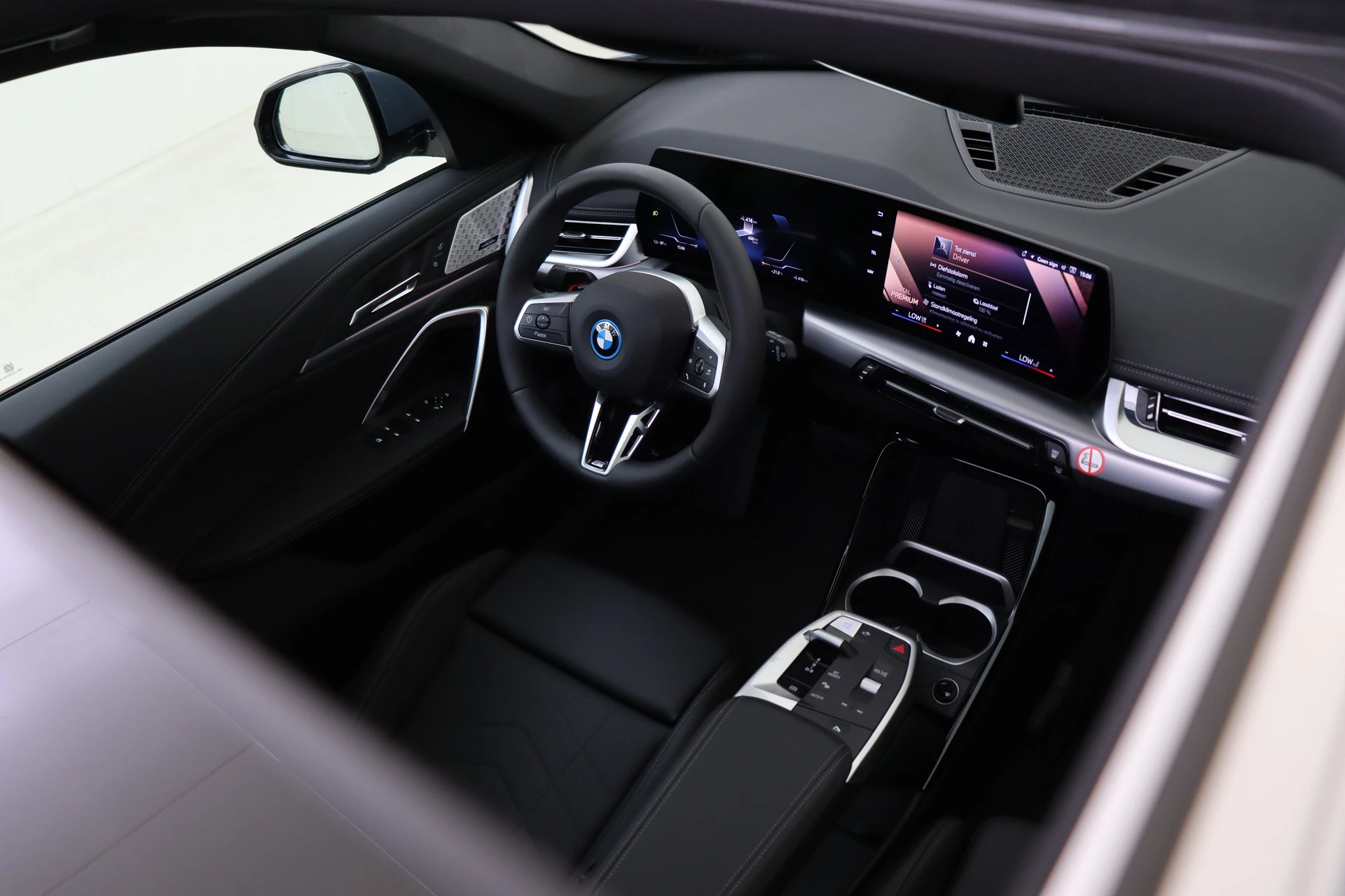 Hoofdafbeelding BMW iX1