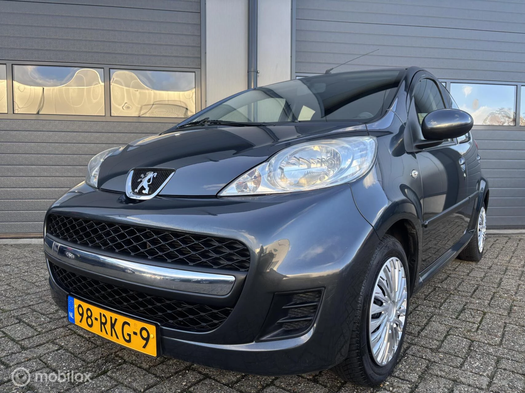 Hoofdafbeelding Peugeot 107