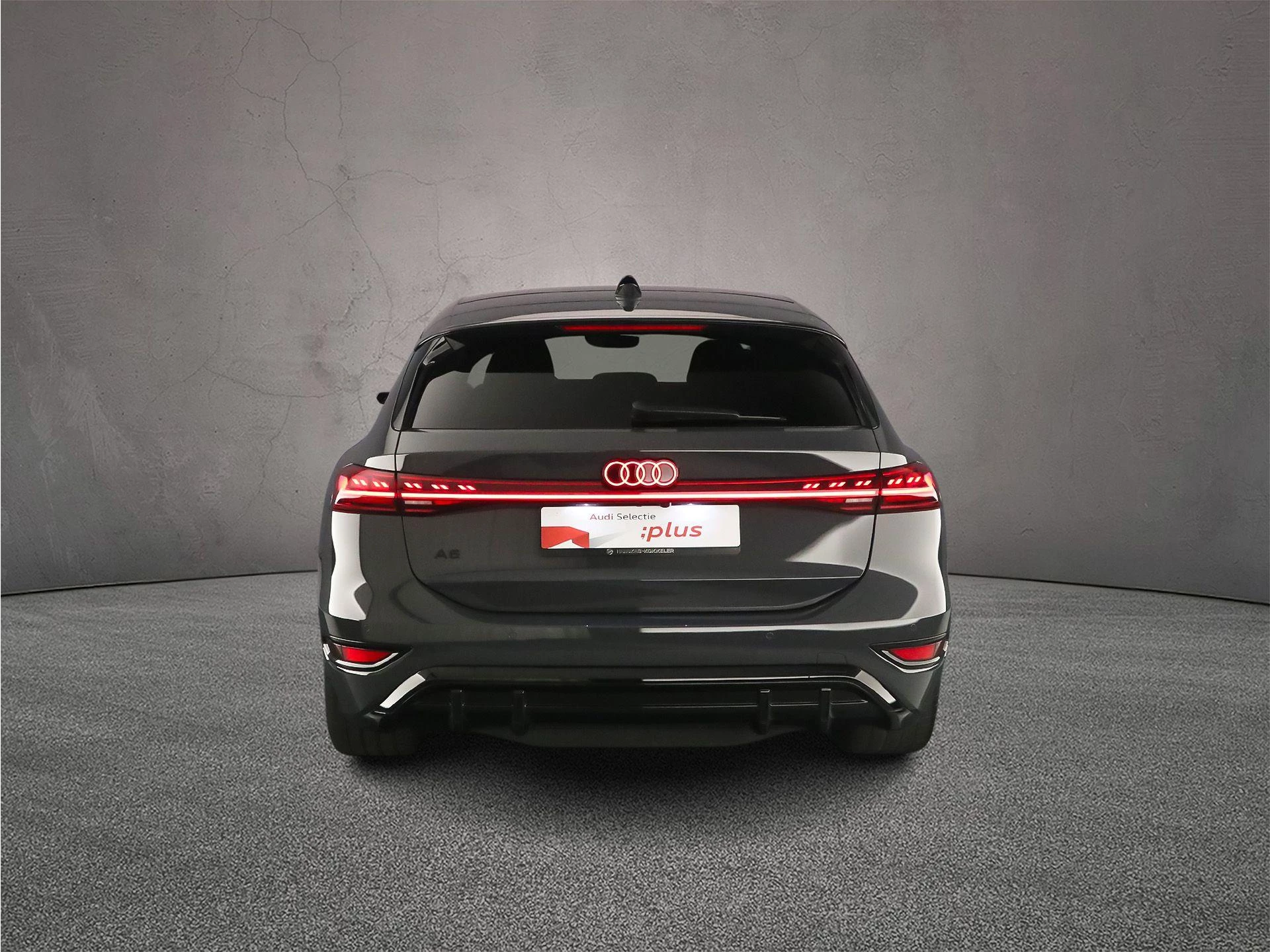 Hoofdafbeelding Audi A6 Avant e-tron