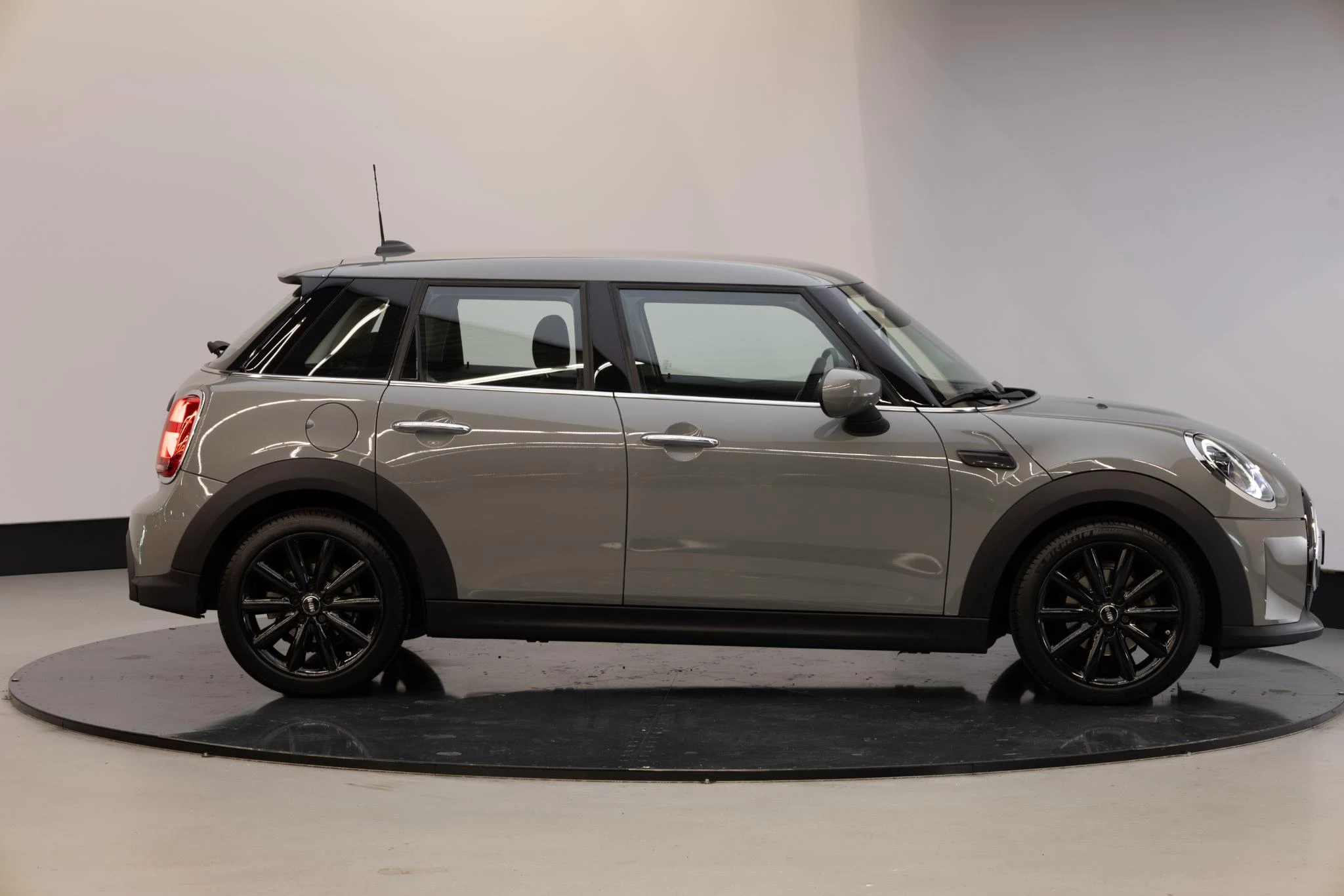 Hoofdafbeelding MINI One