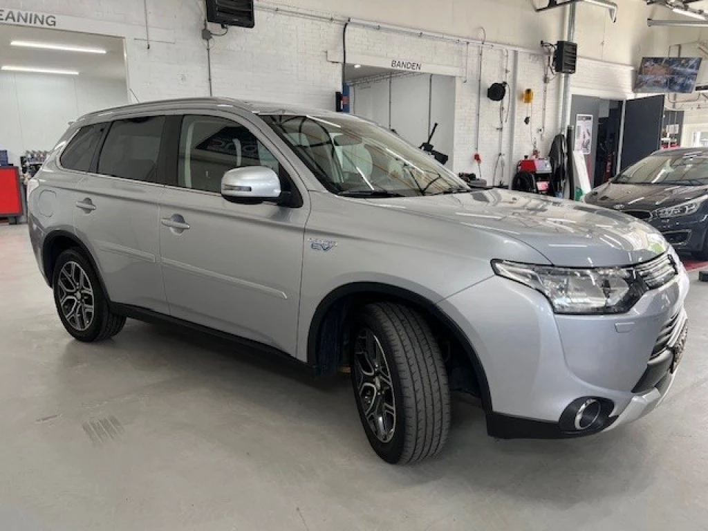 Hoofdafbeelding Mitsubishi Outlander