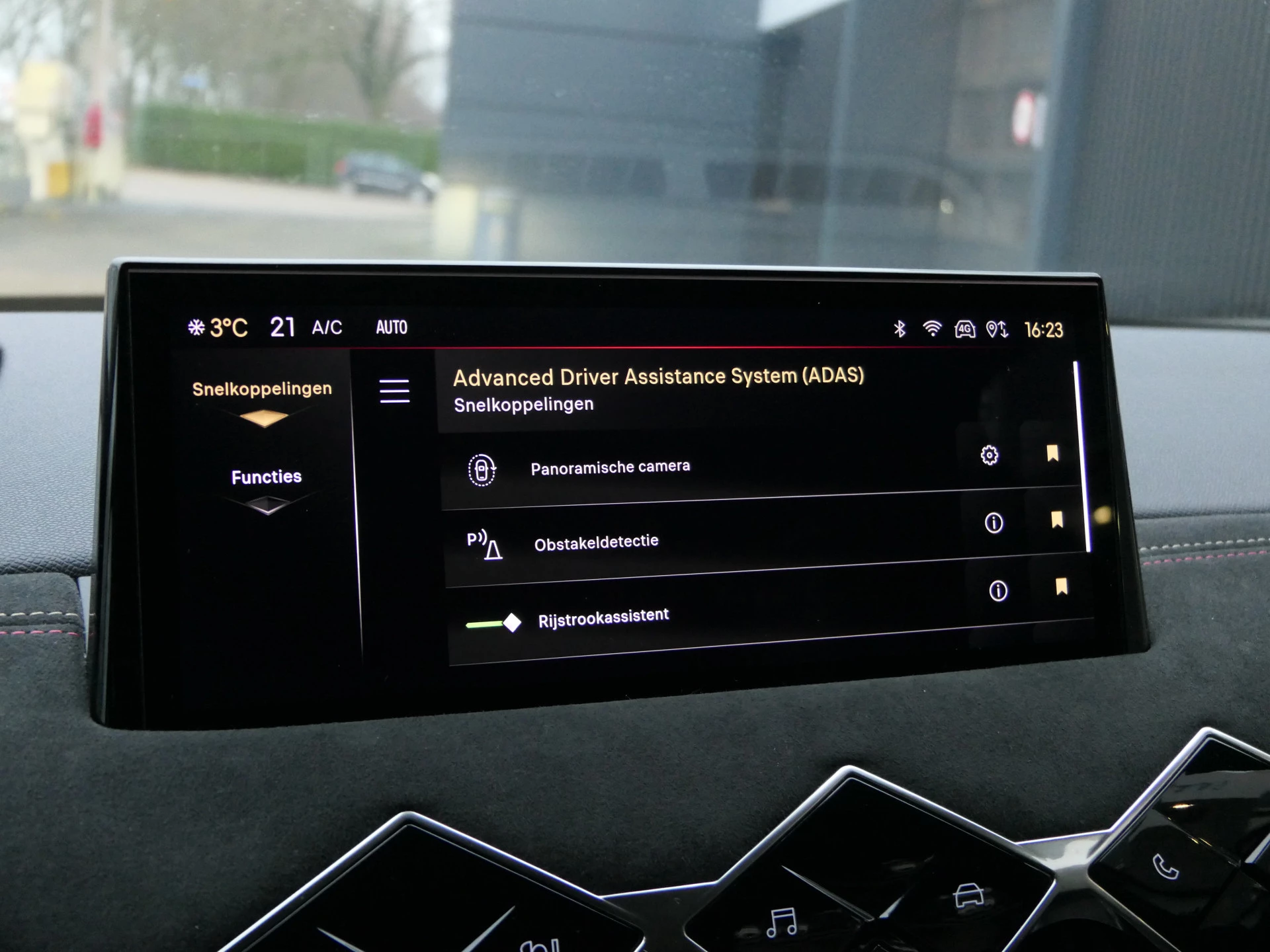 Hoofdafbeelding DS DS 3