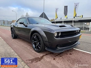 Hoofdafbeelding Dodge Challenger Dodge Challenger 3.6 V6 SXT AUT. Widebody Hellcat!!