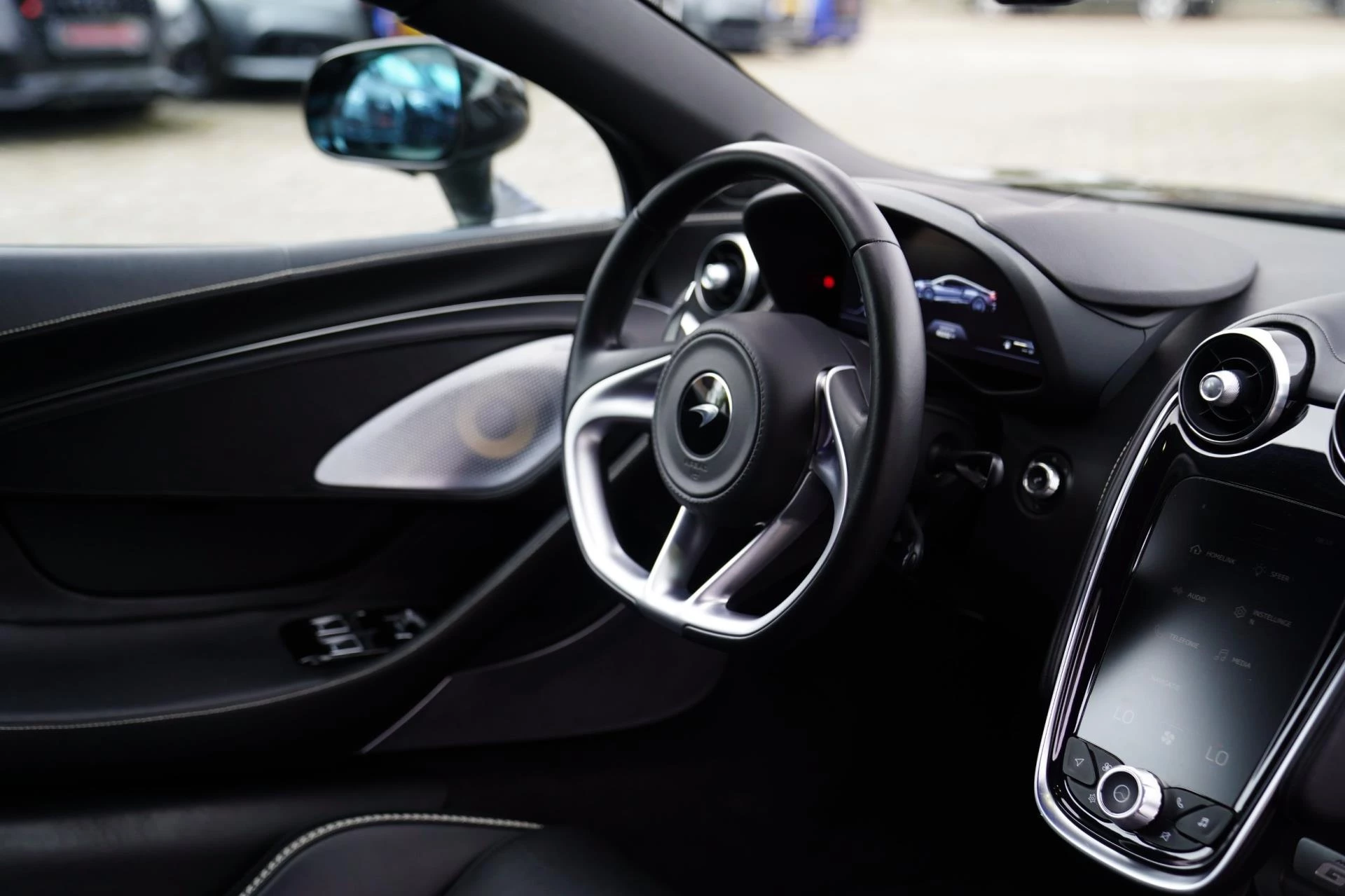 Hoofdafbeelding McLaren GT