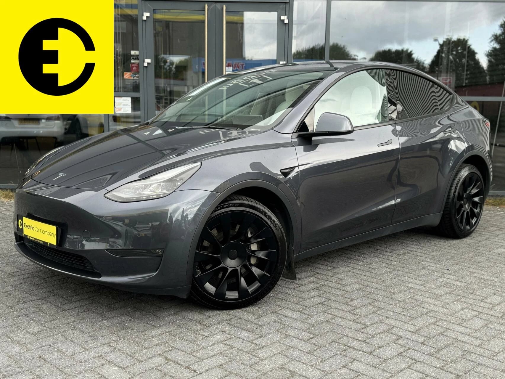 Hoofdafbeelding Tesla Model Y