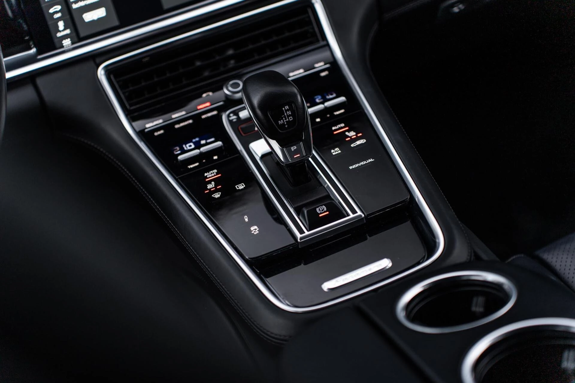 Hoofdafbeelding Porsche Panamera