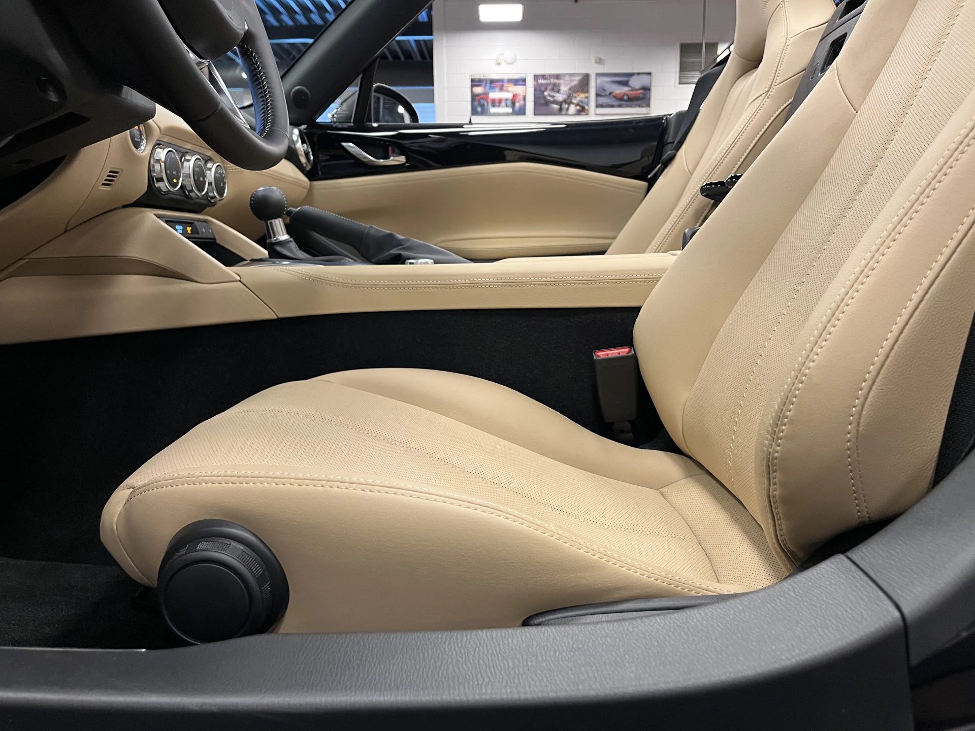 Hoofdafbeelding Mazda MX-5