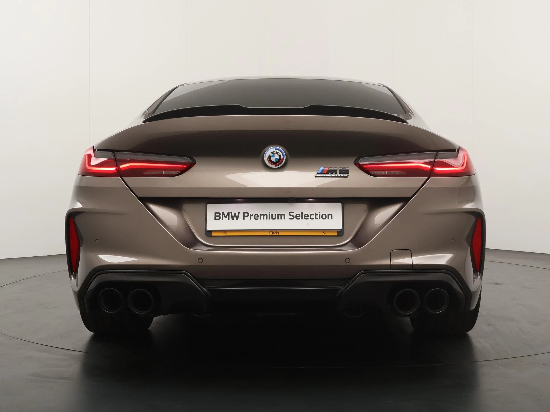 Hoofdafbeelding BMW M8