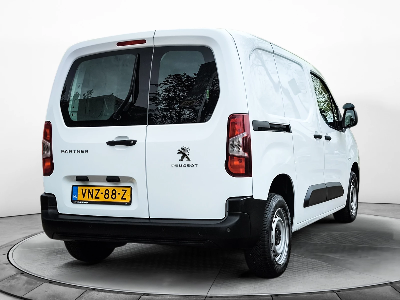 Hoofdafbeelding Peugeot Partner
