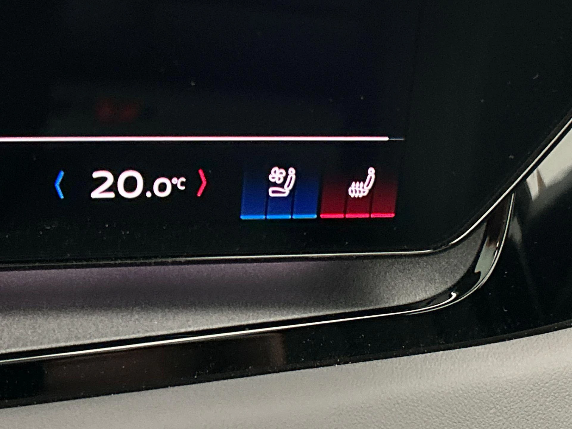 Hoofdafbeelding Audi Q6 e-tron