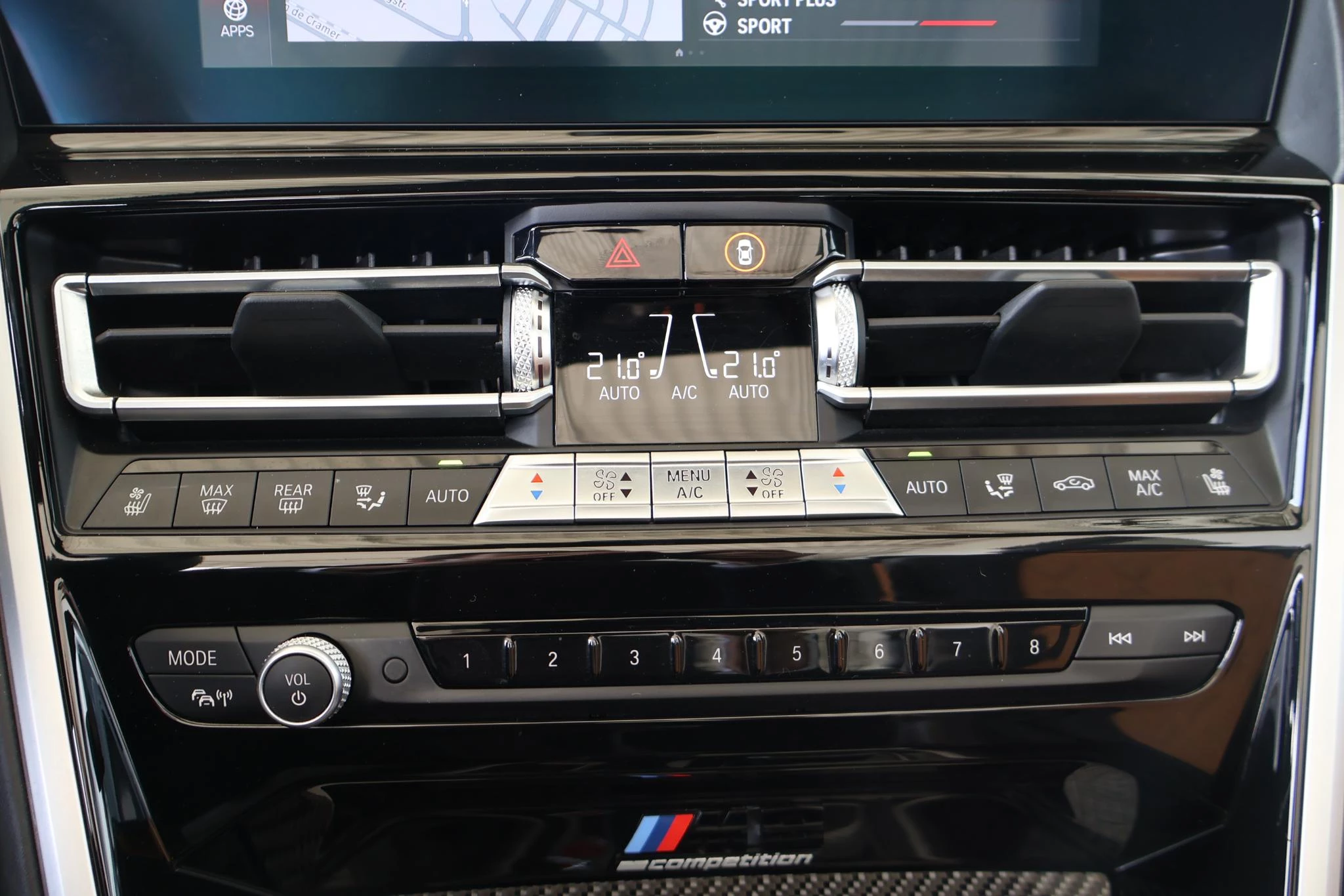 Hoofdafbeelding BMW M8