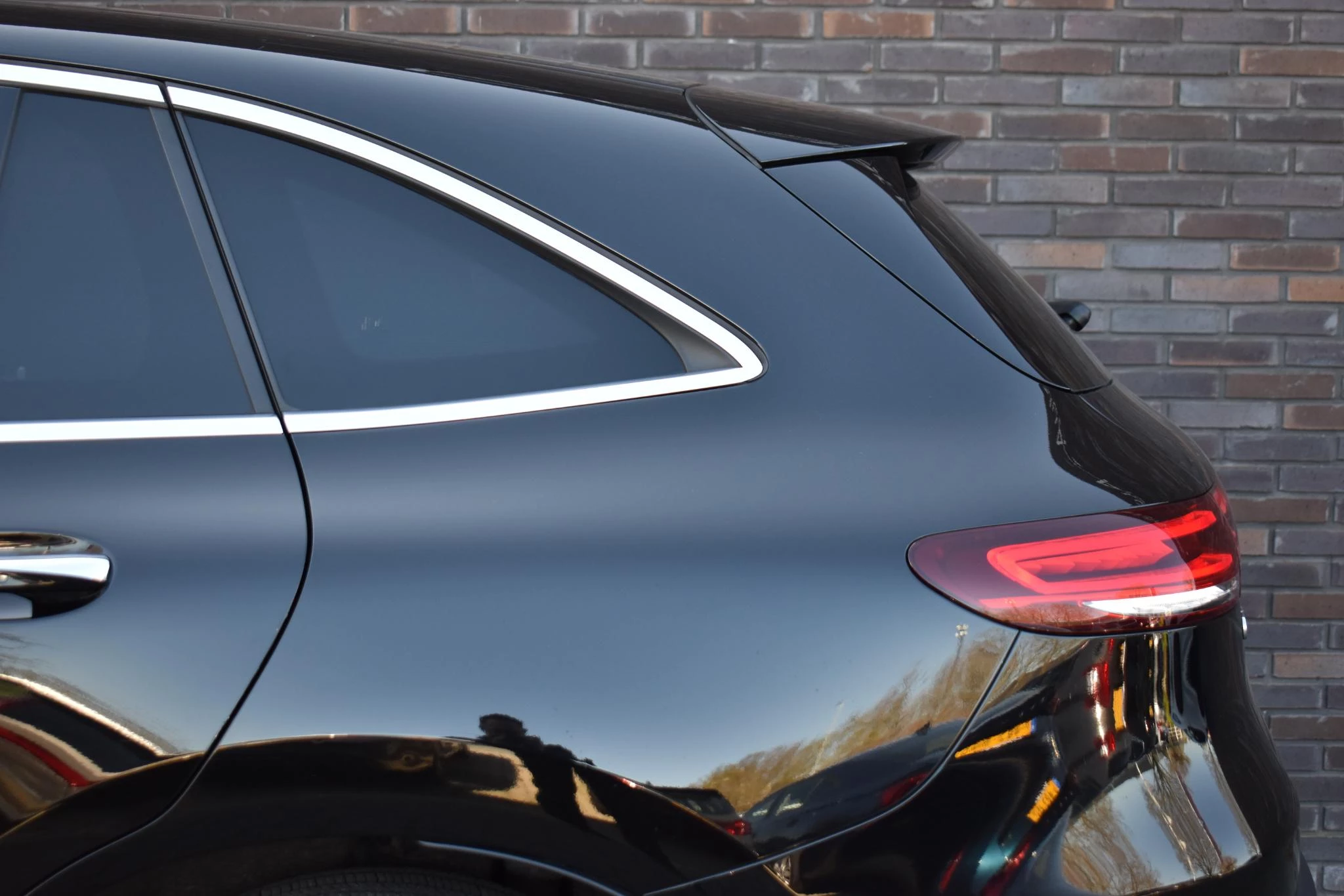 Hoofdafbeelding Mercedes-Benz EQC