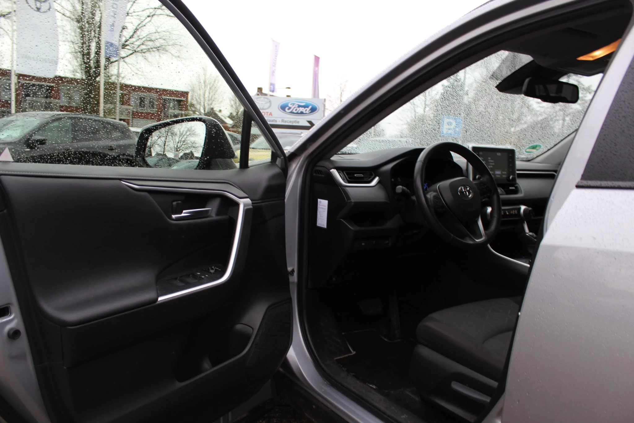 Hoofdafbeelding Toyota RAV4