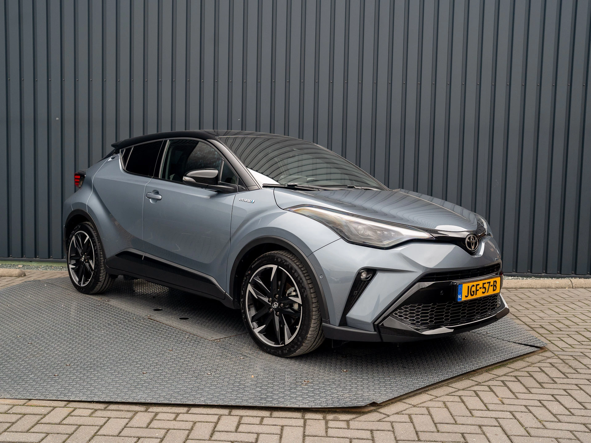 Hoofdafbeelding Toyota C-HR