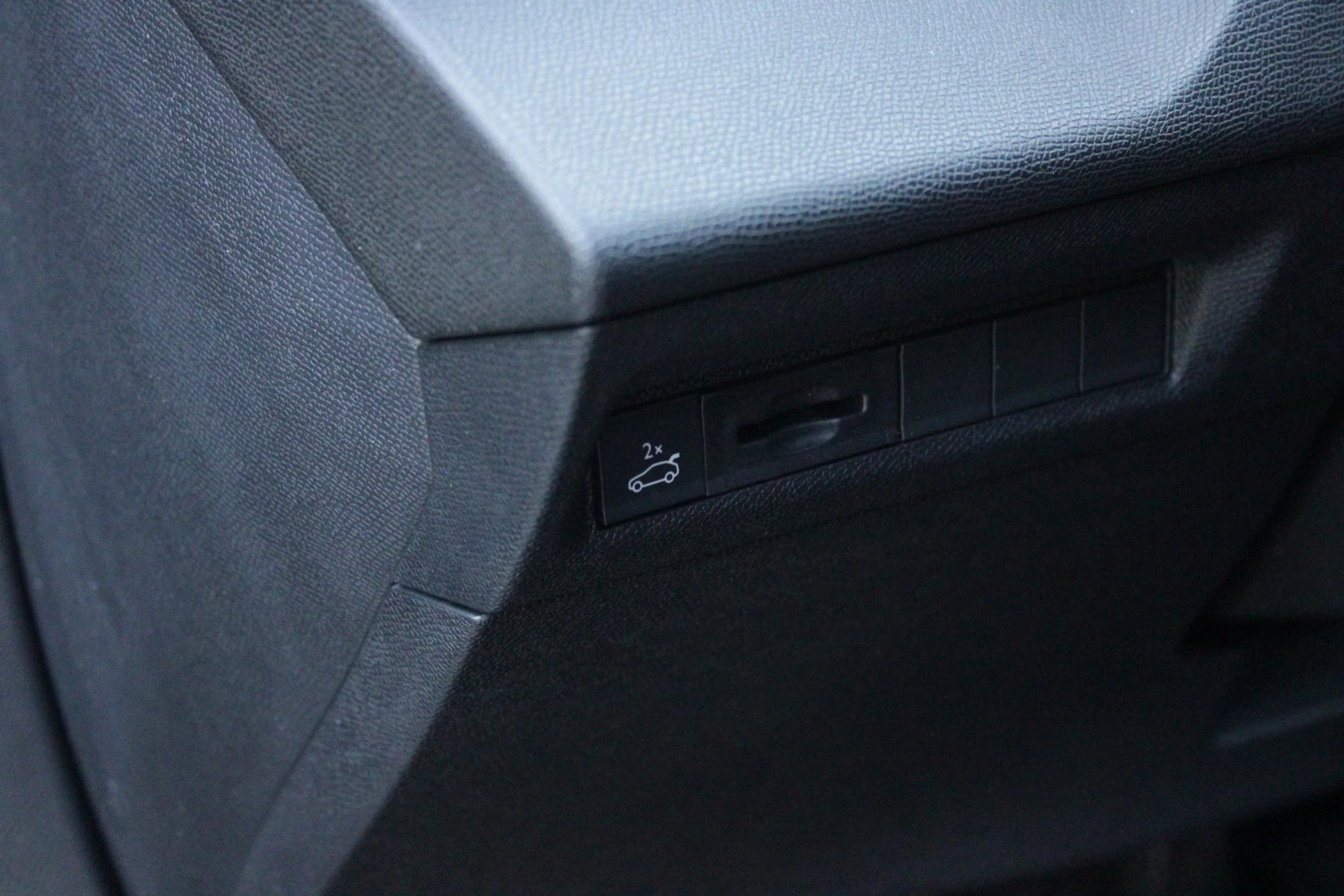 Hoofdafbeelding Peugeot 408