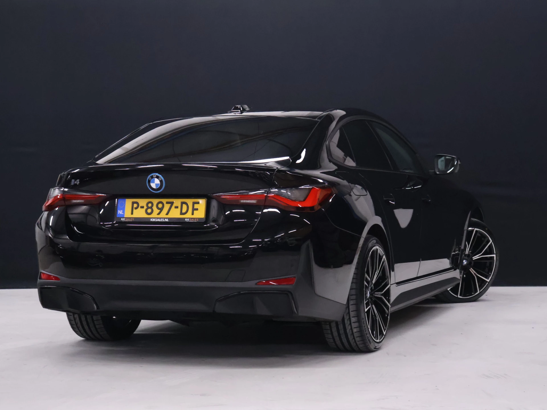 Hoofdafbeelding BMW i4