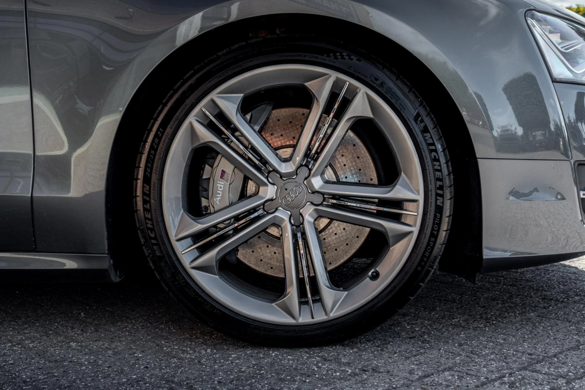 Hoofdafbeelding Audi S8