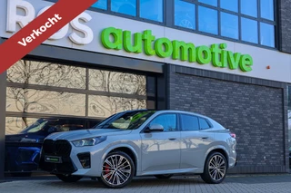 BMW X2 sDrive20i M-Sport | NIEUWSTAAT! | BTW | PANO | HUD | ELEK TREKHAAK | CAMERA ACHTER | SHADOW LINE |