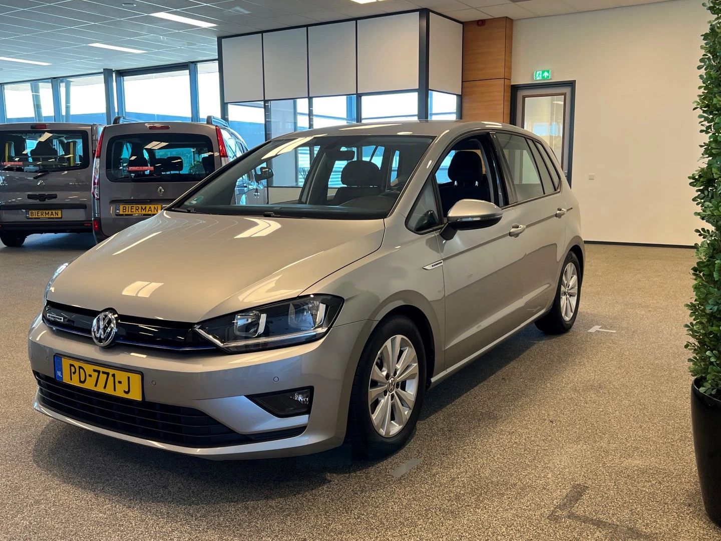 Hoofdafbeelding Volkswagen Golf Sportsvan