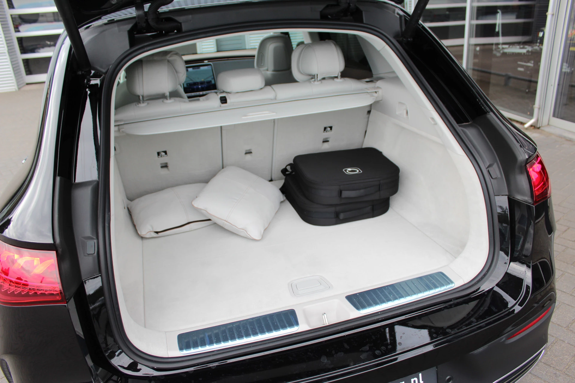 Hoofdafbeelding Mercedes-Benz EQE