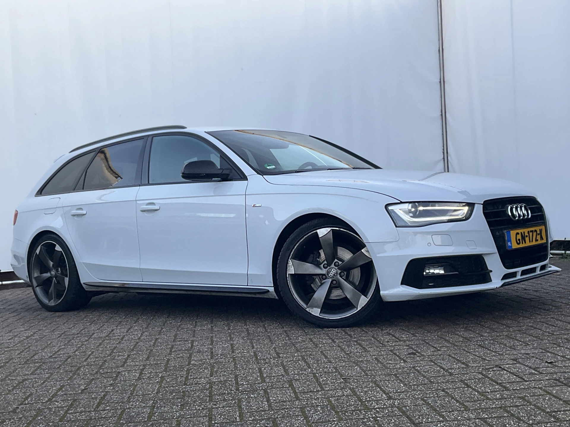 Hoofdafbeelding Audi A4