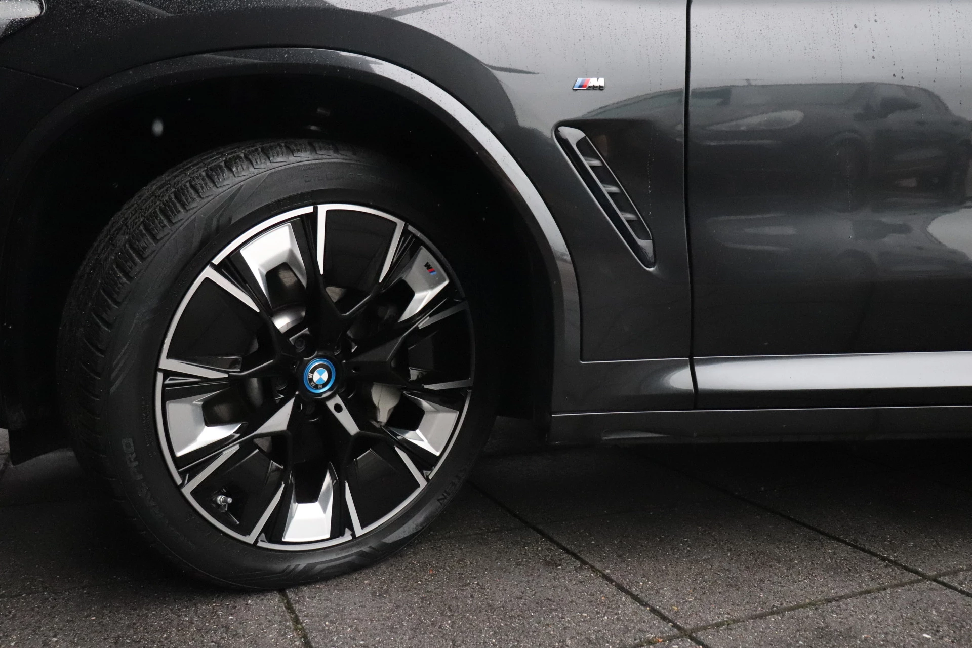 Hoofdafbeelding BMW iX3