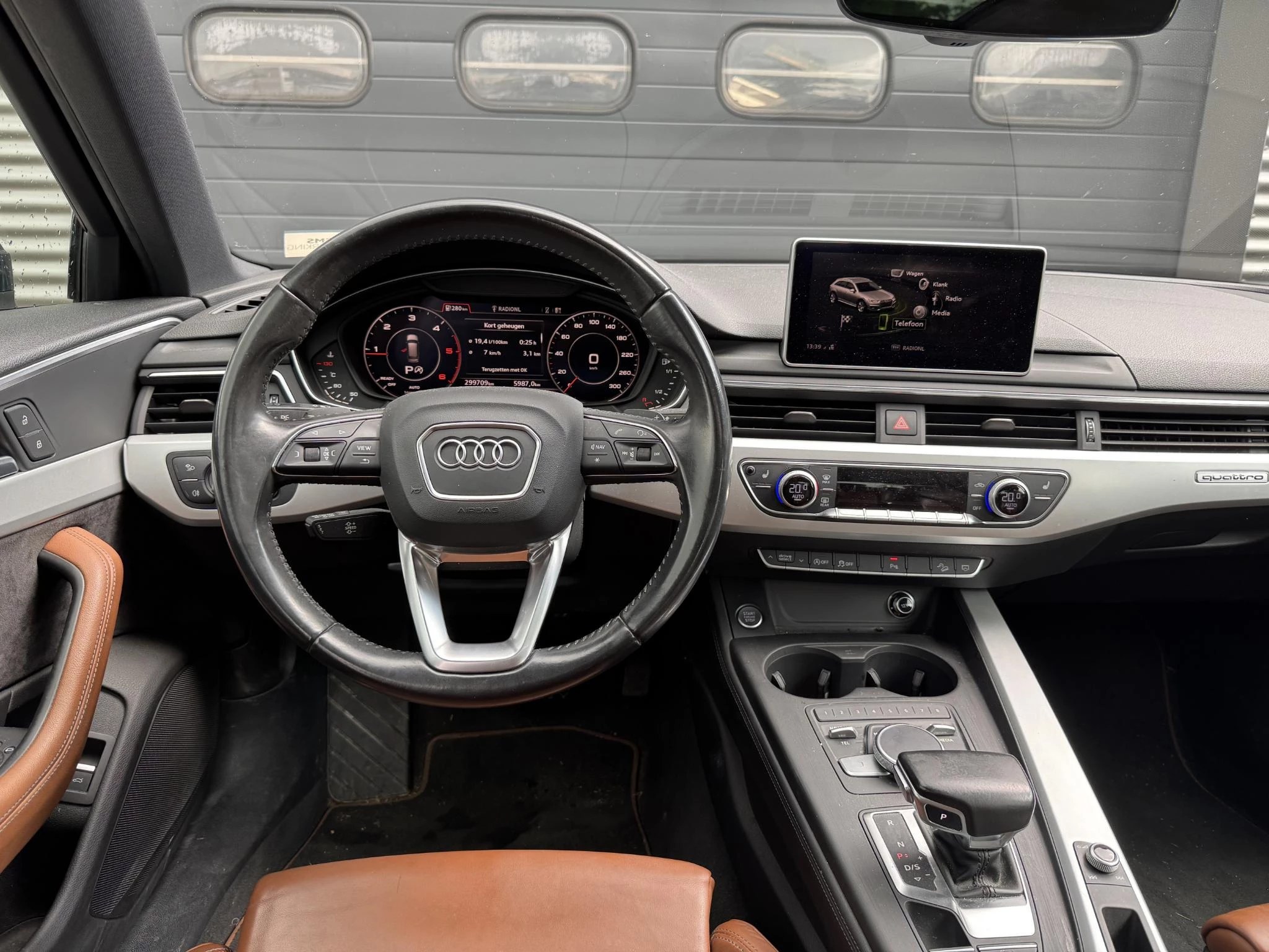 Hoofdafbeelding Audi A4