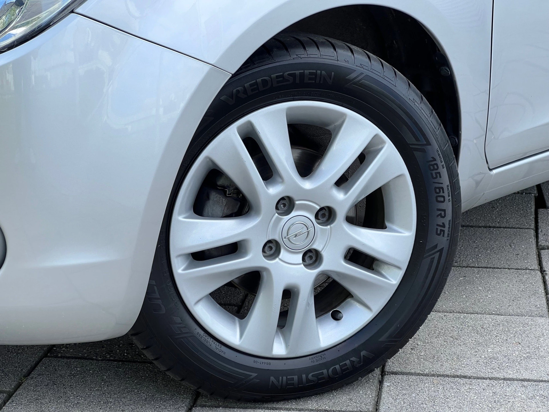 Hoofdafbeelding Opel Agila