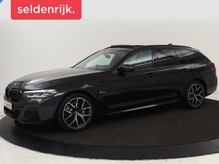 BMW 5-serie 530e xDrive M Sport | Panoramadak |  Harman/Kardon | Stoel & stuurverwarming | Adaptive cruise | Camera | Trekhaak | Carplay | Achterbankverwarming | Live Cockpit | Sportstoelen