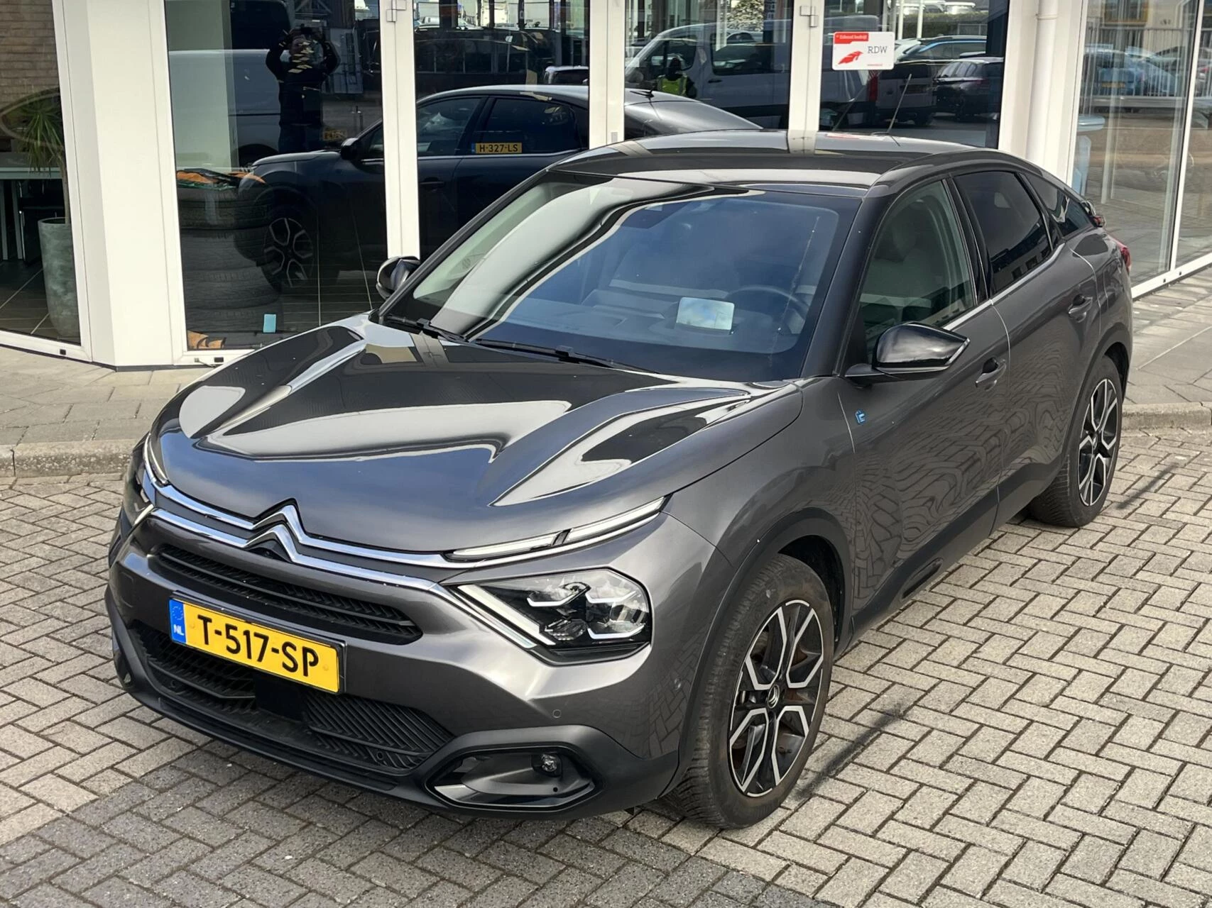 Hoofdafbeelding Citroën ë-C4