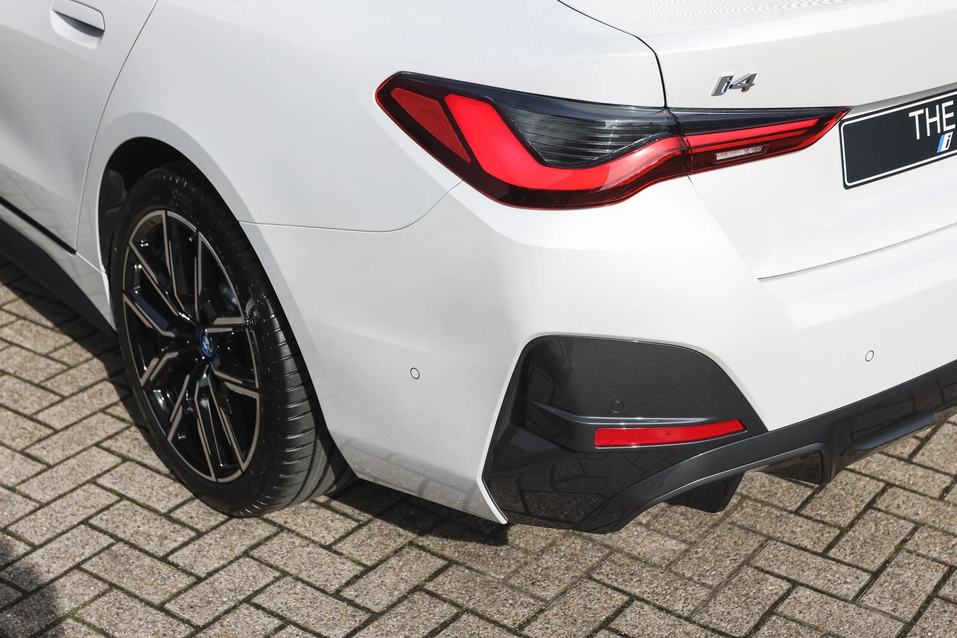 Hoofdafbeelding BMW i4