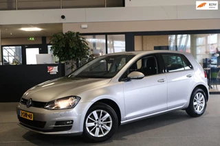 Volkswagen Golf 1.2 TSI DSG Highline Navi Adaptieve Cruise PDC Stoelverwarming Trekhaak