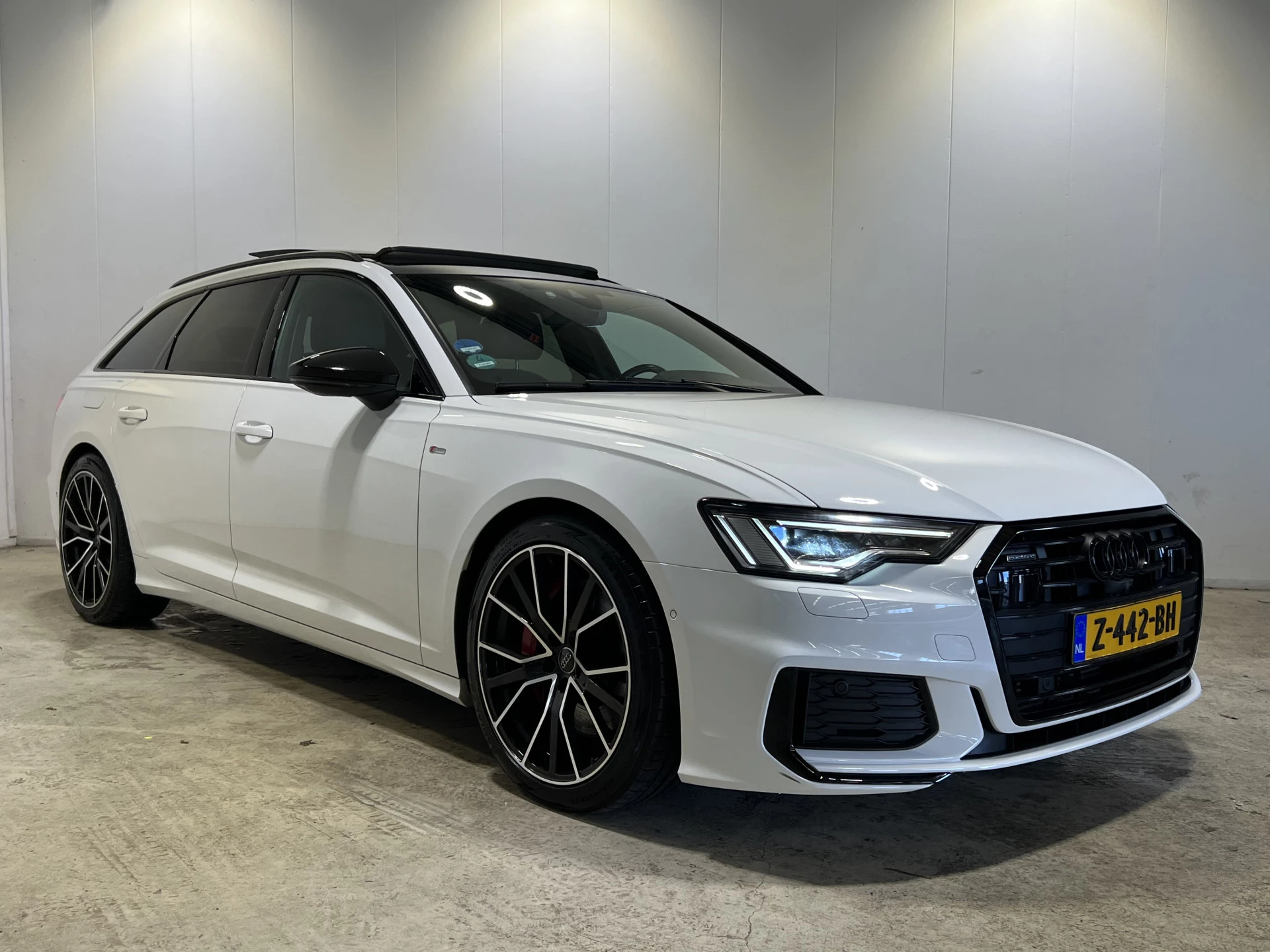 Hoofdafbeelding Audi A6