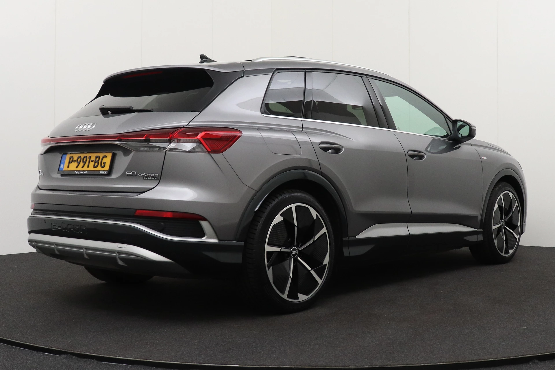 Hoofdafbeelding Audi Q4 e-tron