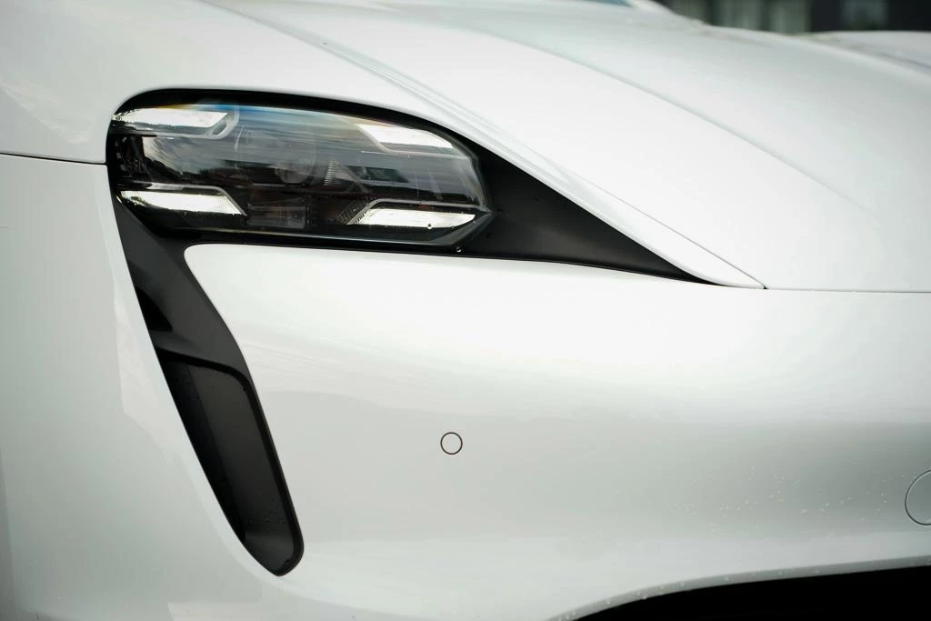 Hoofdafbeelding Porsche Taycan