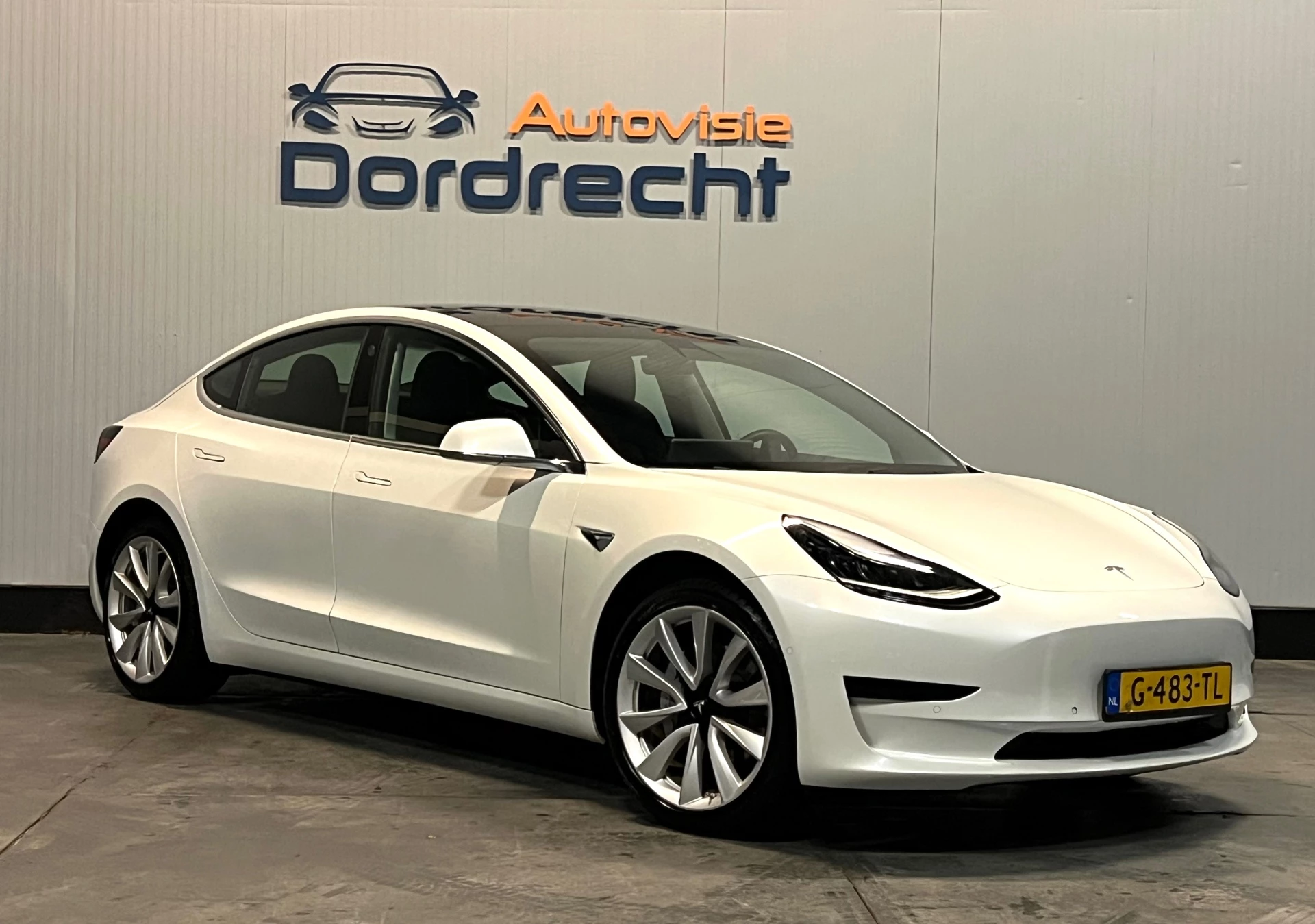 Hoofdafbeelding Tesla Model 3