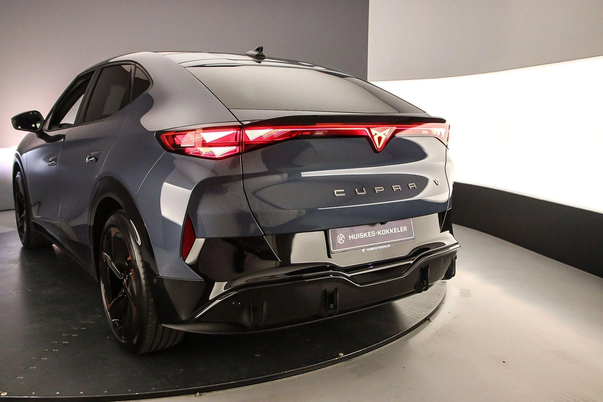 Hoofdafbeelding CUPRA Tavascan