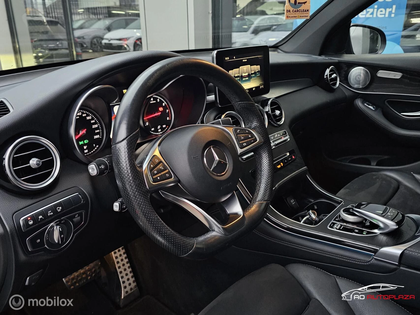 Hoofdafbeelding Mercedes-Benz GLC