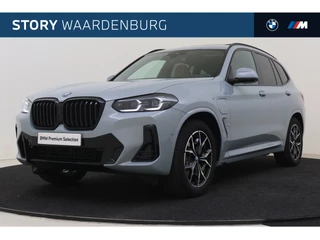 BMW X3 xDrive30e High Executive M Sport Automaat / Panoramadak / Trekhaak / Sportstoelen / Adaptieve LED / Parking Assistant Plus / Head-Up / Gesture Control
