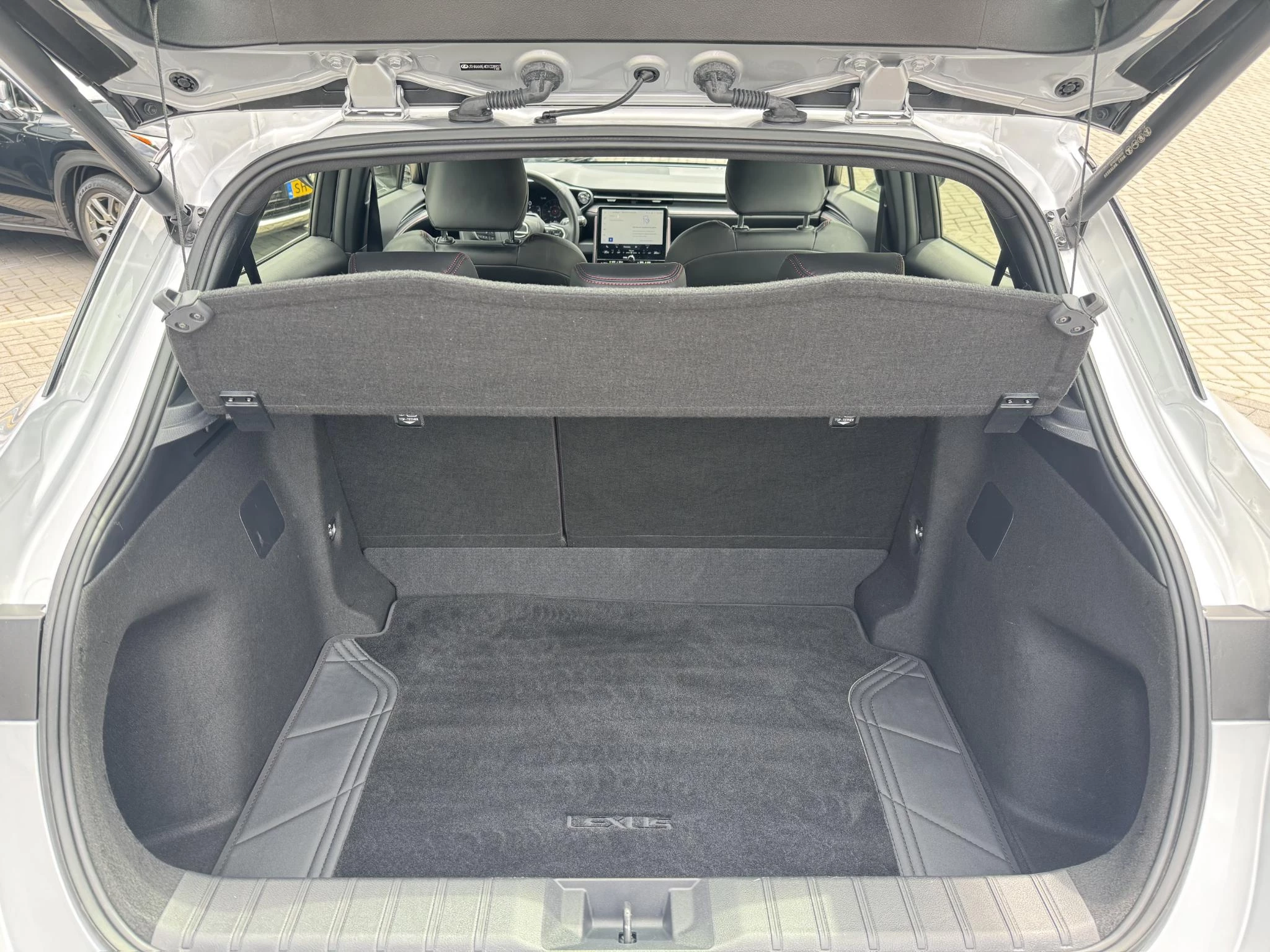 Hoofdafbeelding Lexus LBX