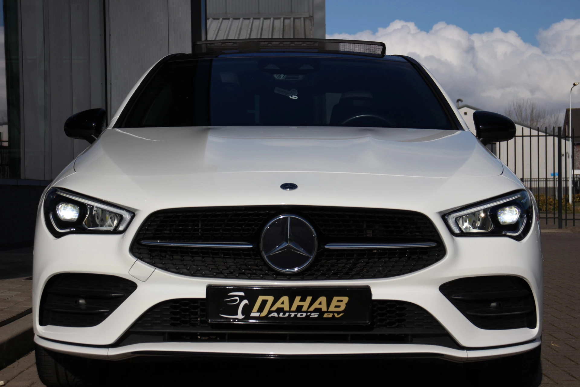 Hoofdafbeelding Mercedes-Benz CLA