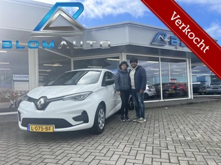 Hoofdafbeelding Renault ZOE Renault Zoe R110 52 kWh HUURACCU CARPLAY+SCHERPE PRIJS!!