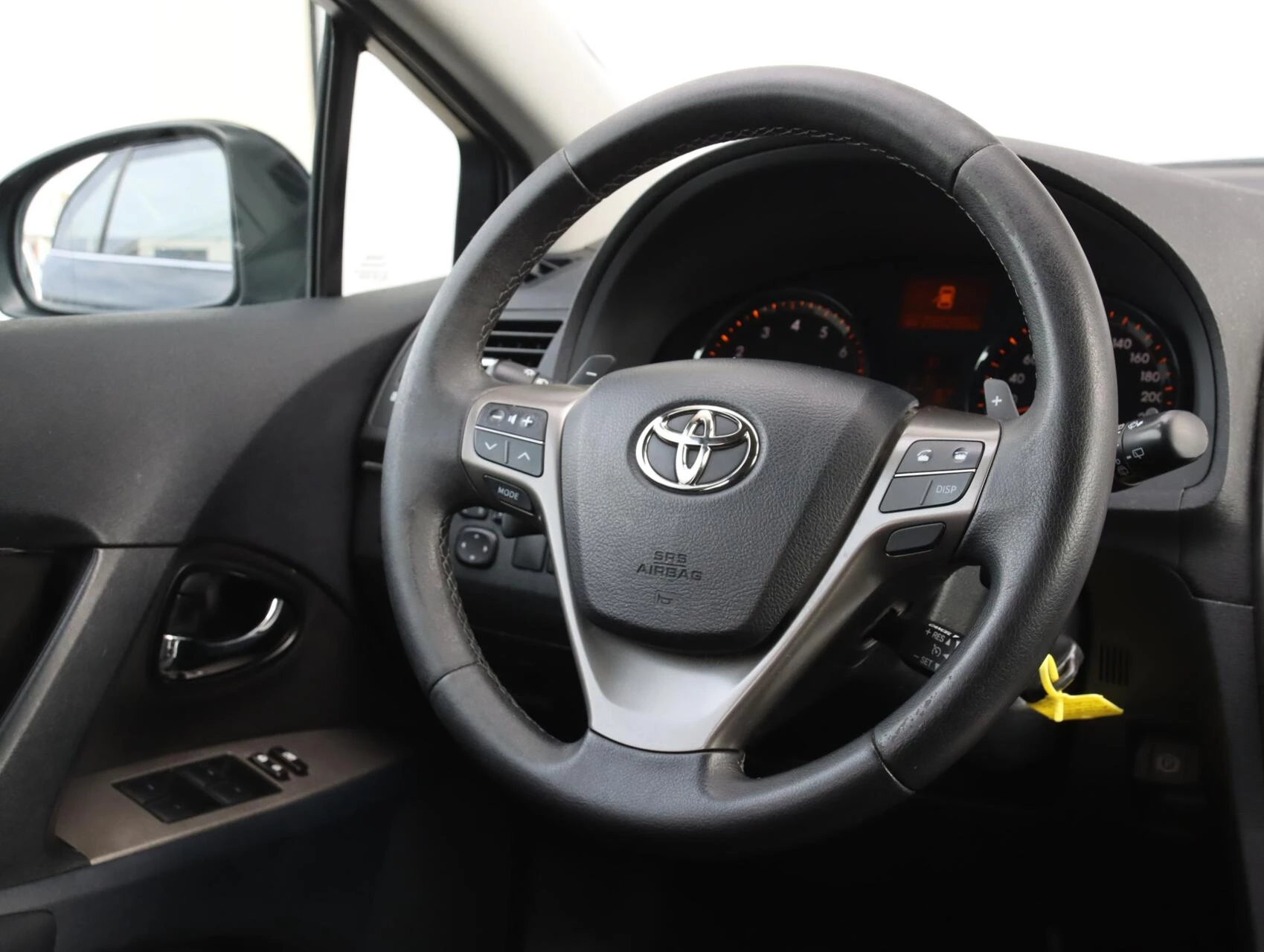 Hoofdafbeelding Toyota Avensis