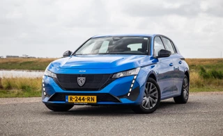 Peugeot 308 1.2 PureTech Active Pack Business CARPLAY / AIRCO / CRUISE CONTROLE / NEDERLANDSE AUTO