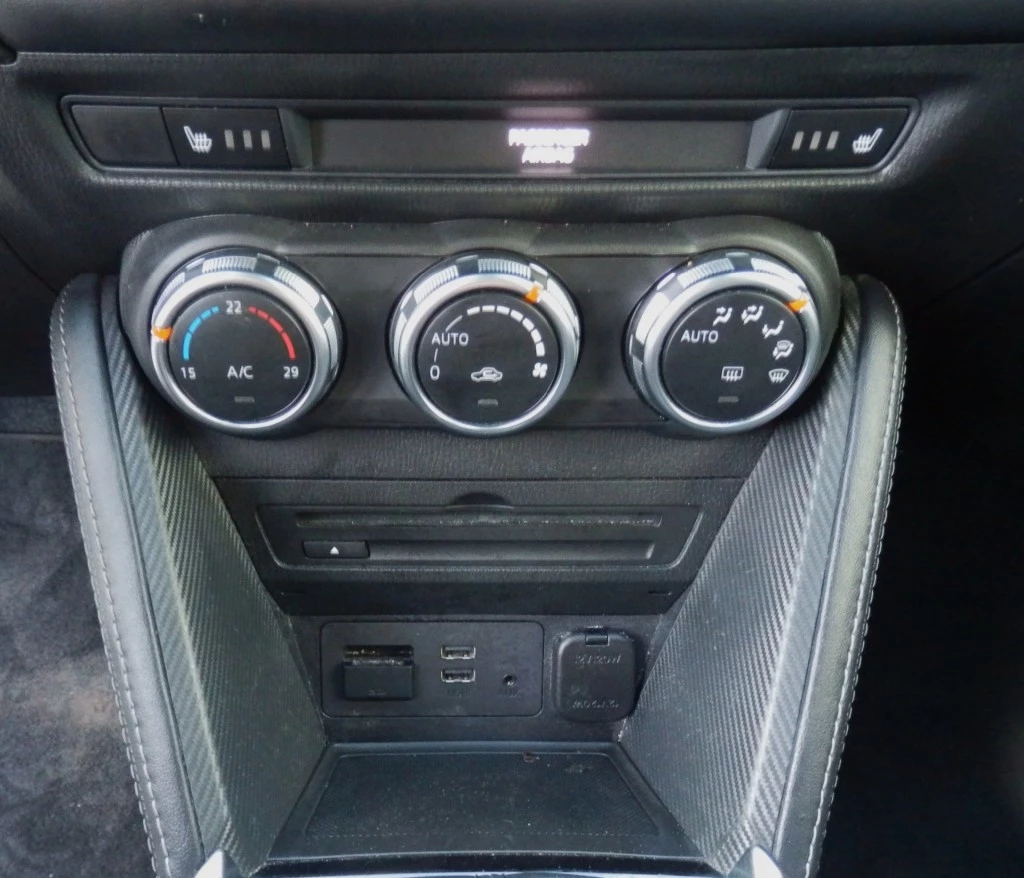 Hoofdafbeelding Mazda 2
